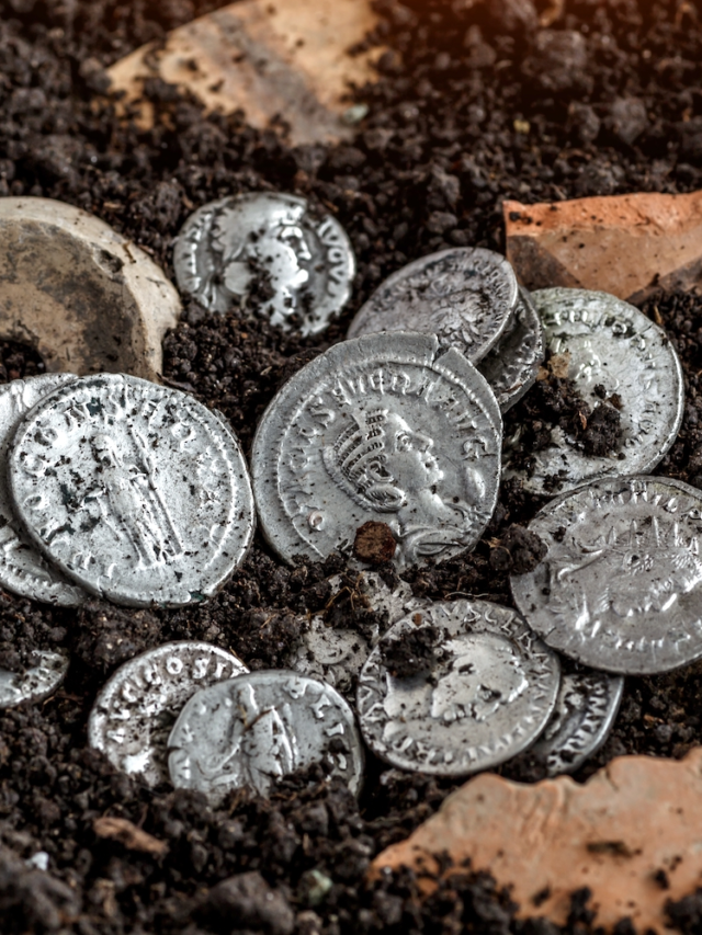 11 Best Places to Metal Detect for Old Coins